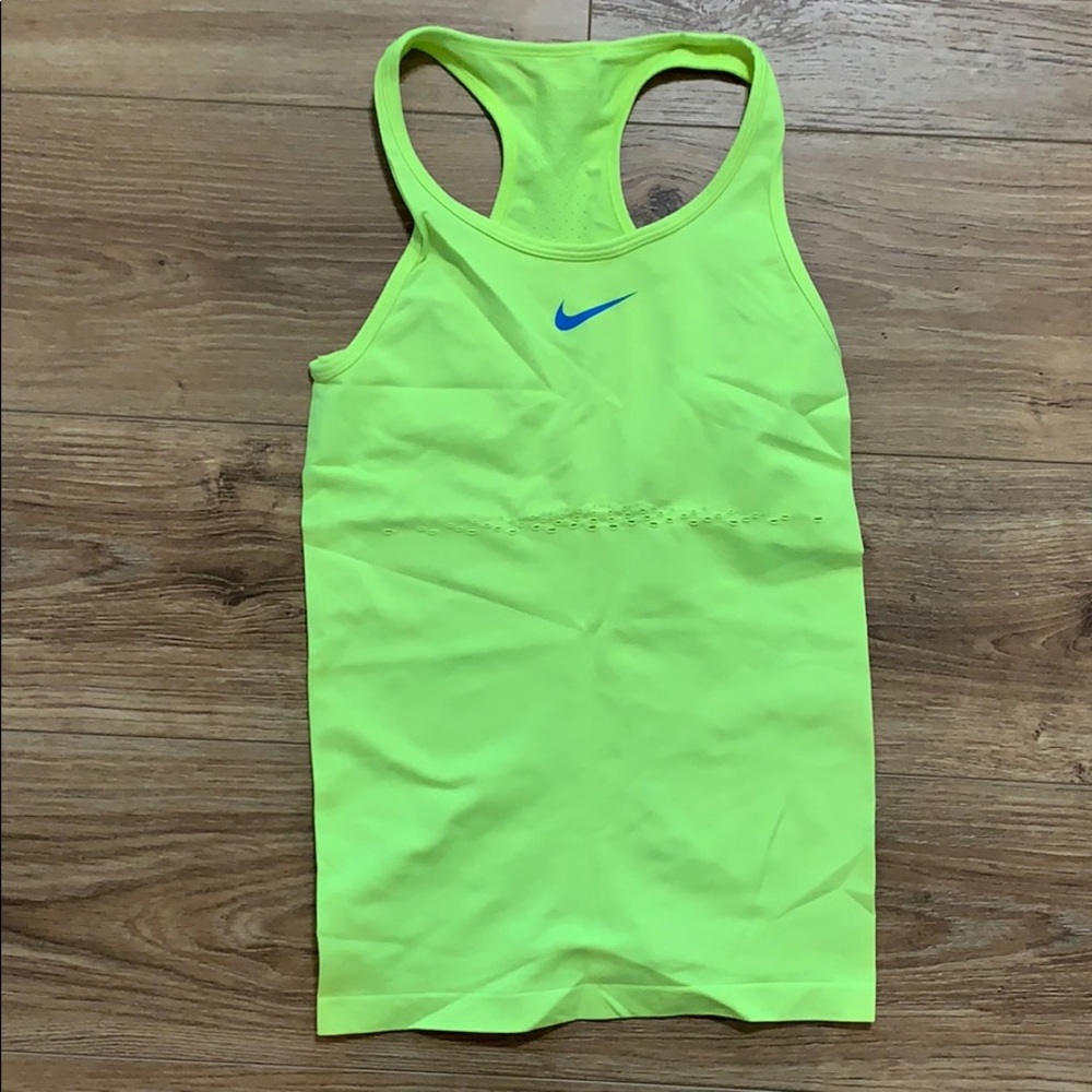Nike dry fit tank top